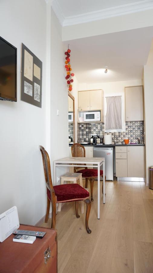 Stylish Studio Below The Acropolis Афины Экстерьер фото