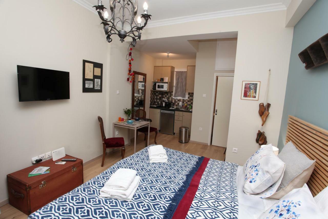 Stylish Studio Below The Acropolis Афины Экстерьер фото
